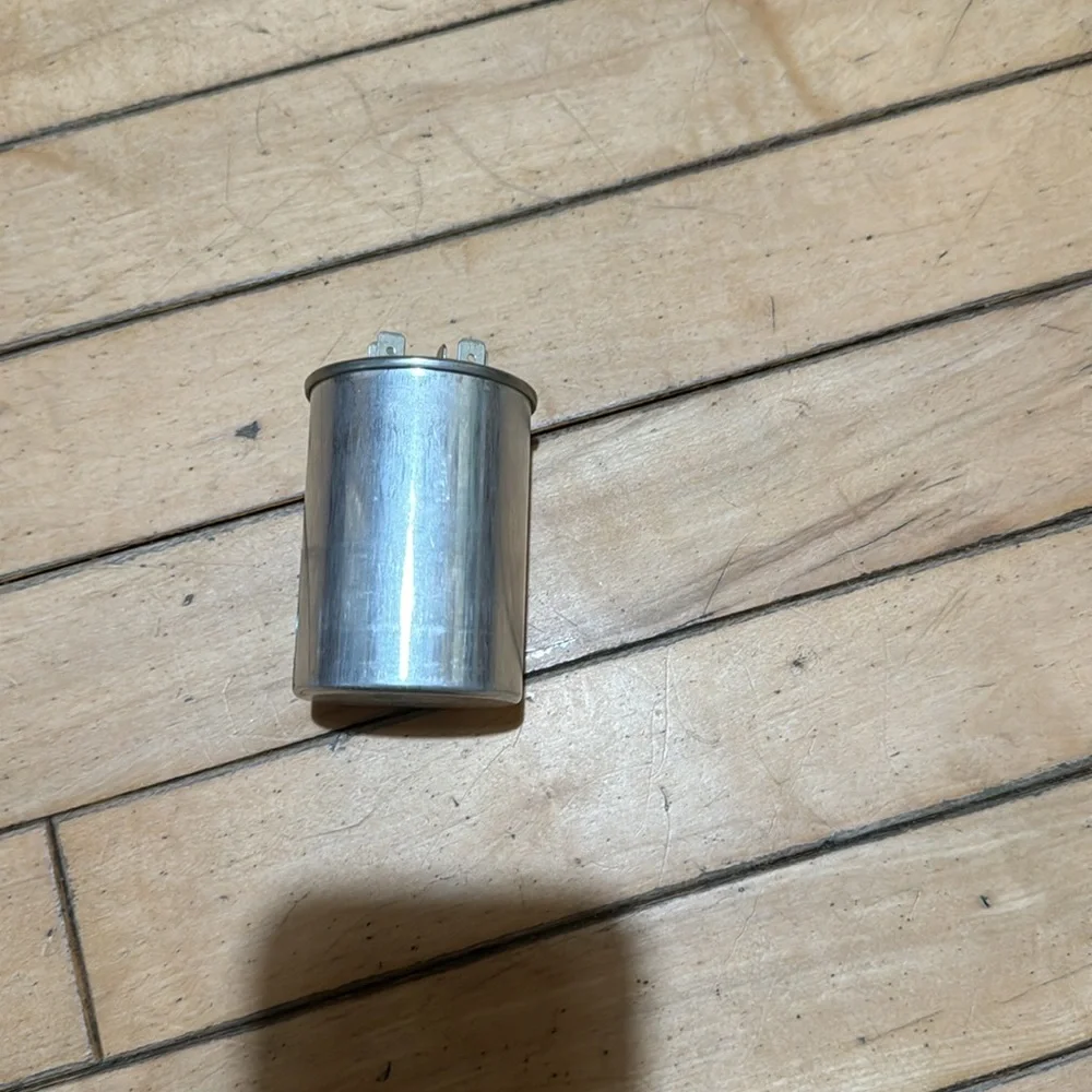 Capacitor - Picture 2 of 5